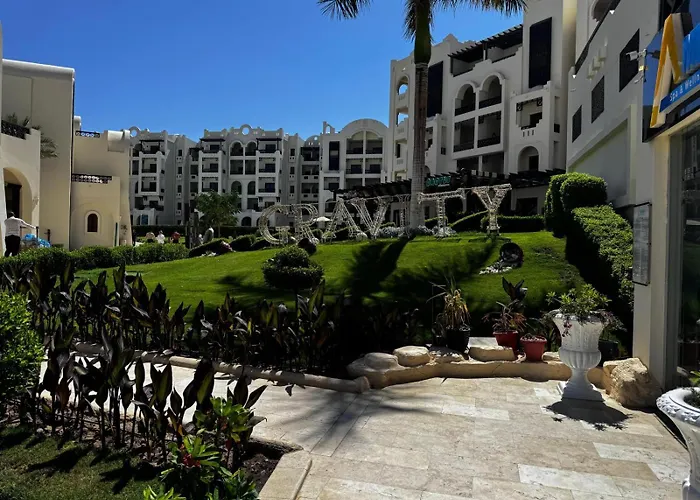 Joyful And Unique Sea View 5 Star Not For Egyptian Hurghada